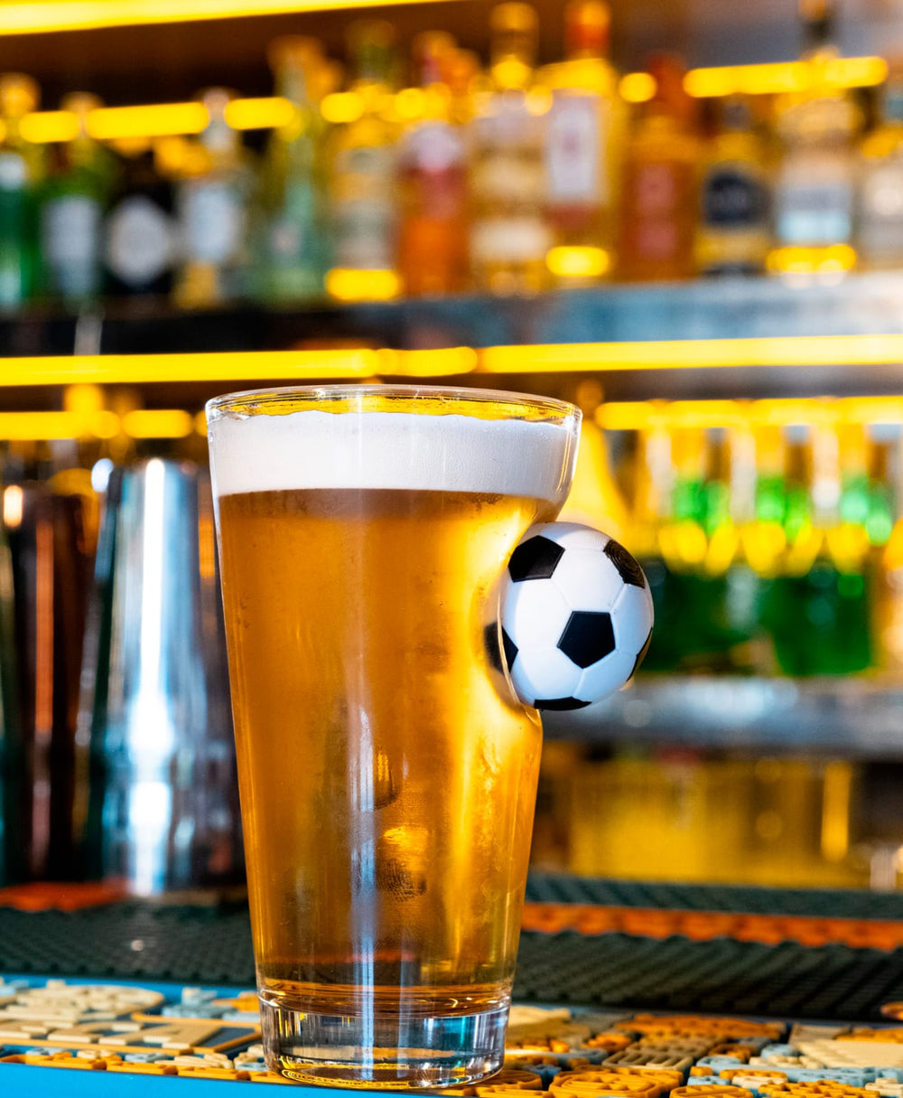 Pahar Special de Bere cu Minge de Fotbal, 455ml